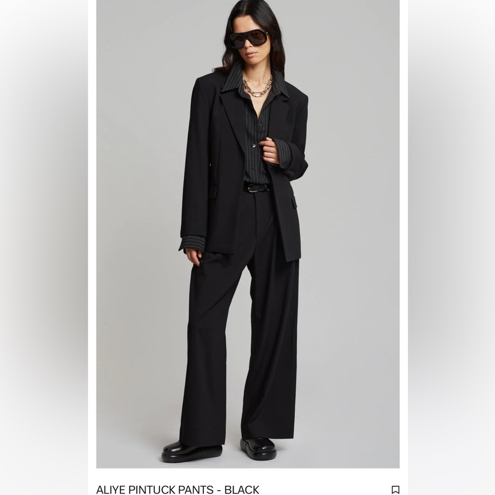 The Frankie Shop Aliye Black Pintuck Pants- size small